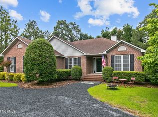 2 Tandem Dr, Pinehurst, NC 28374