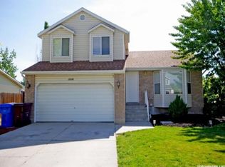 12681 S Old Fort Dr, Riverton, UT 84065