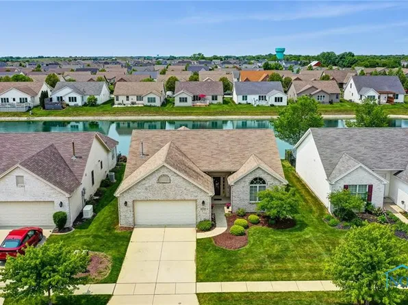 26389 Edgewater Dr, Perrysburg, OH 43551