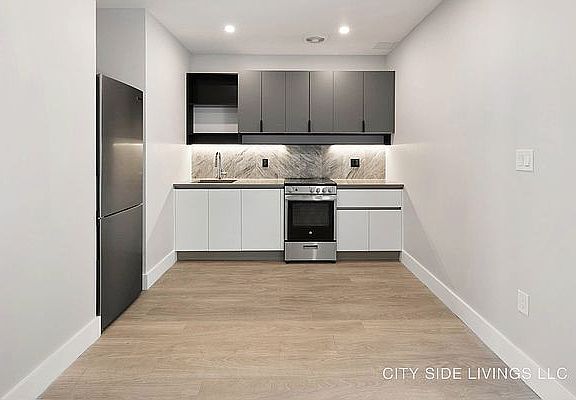 4th image of 292 Linden Blvd #6P