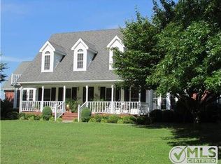 575 Evins Mill Rd, Smithville, TN 37166