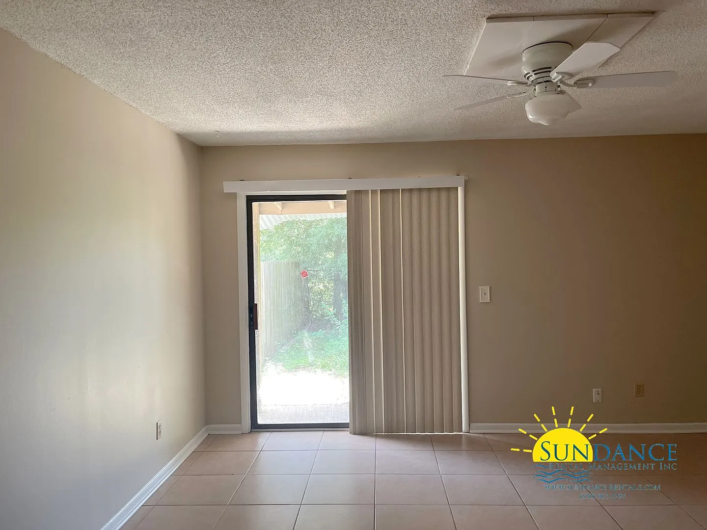 Charming 2 Bedroom Townhouse in Fort Walton Beach close to both bases! — Photo 4