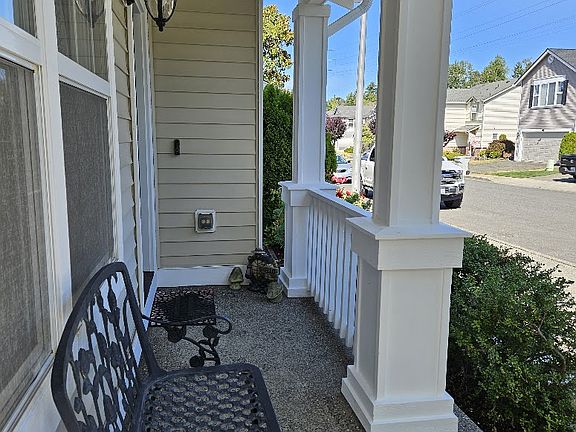 4th image of 201 Glennwood Pl SE