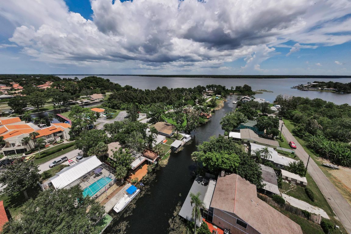 next background image