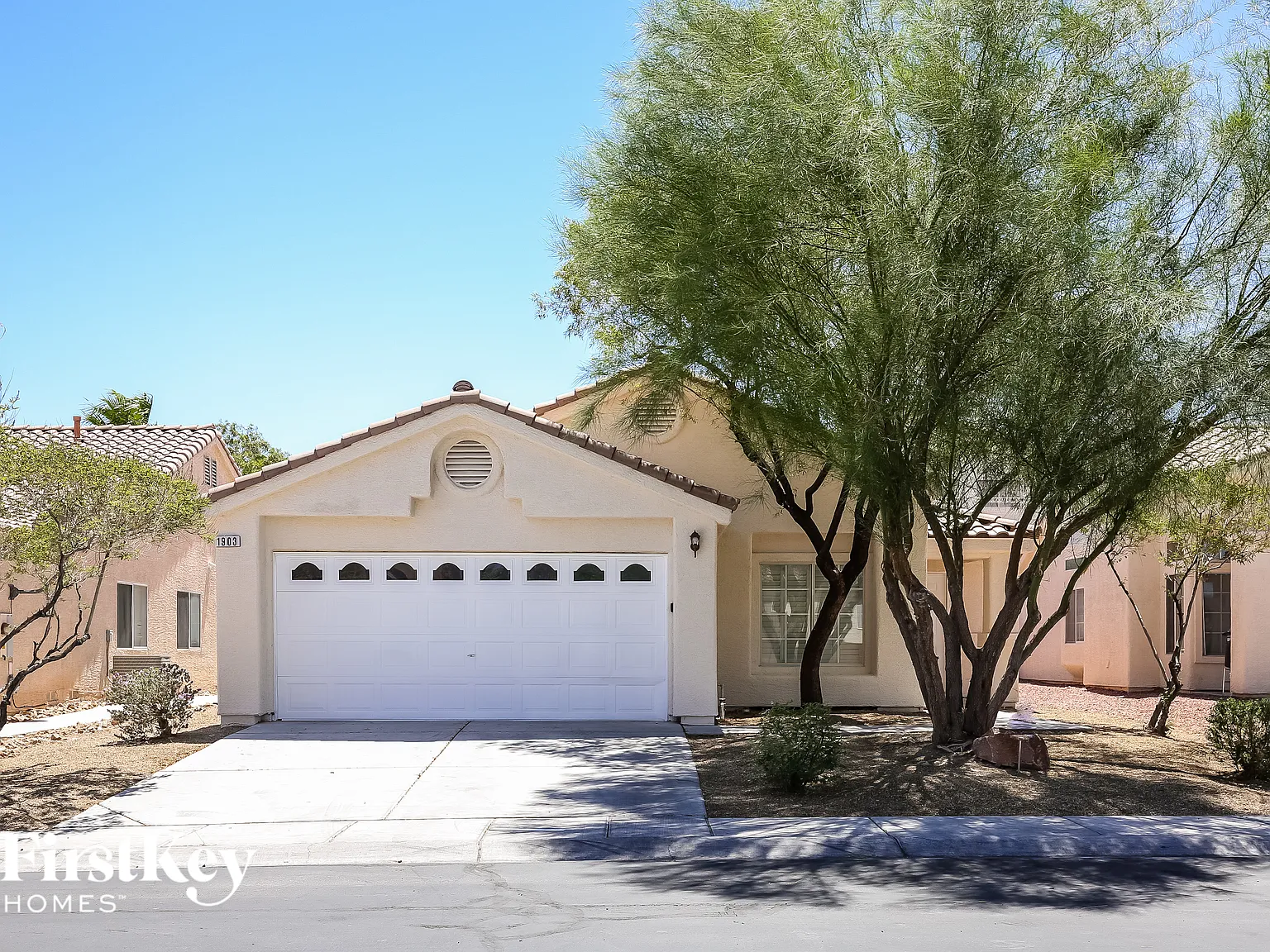 4 bed, 2.0 bath, 1695 sqft, $2,495 — Photo 1