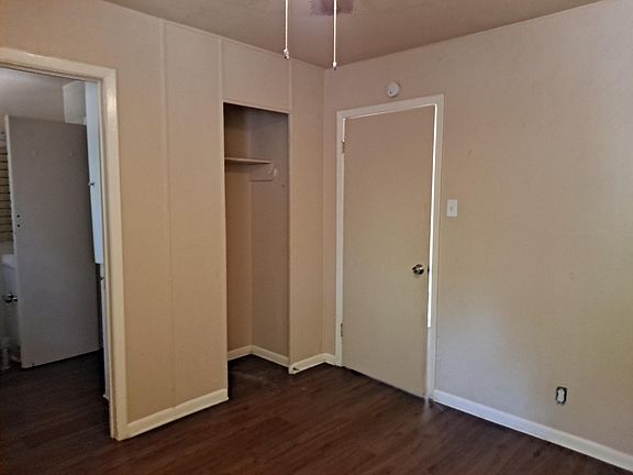 3rd image of 802 W Sanford St #A