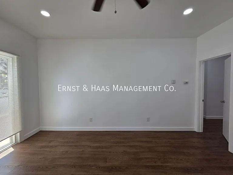 33 Orange Ave #2 — Photo 11
