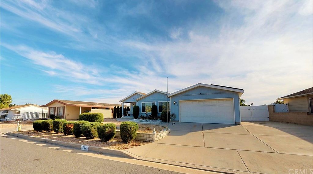 732 Roadrunner Way, Perris, CA 92570 Zillow
