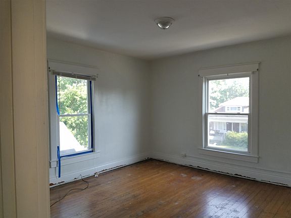 Large Bedroom