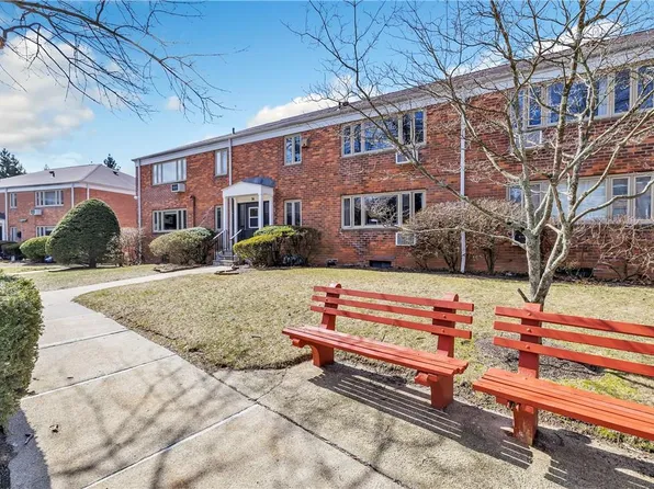 74 Lawrence Court #D, White Plains, NY 10603