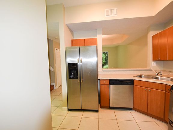 3rd image of 10143 NW 43rd Ter