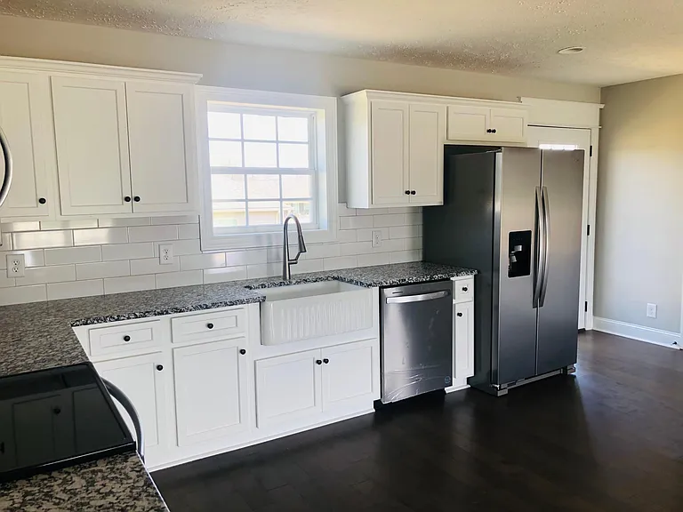 202 Graham Way — Photo 17