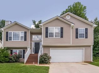 482 Shoal Cir, Lawrenceville, GA 30046