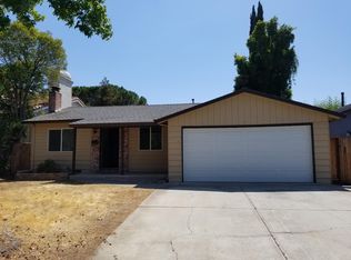1076 W Hill Ct, Cupertino, CA