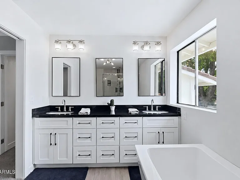 1506 E Edgewater Dr — Photo 21