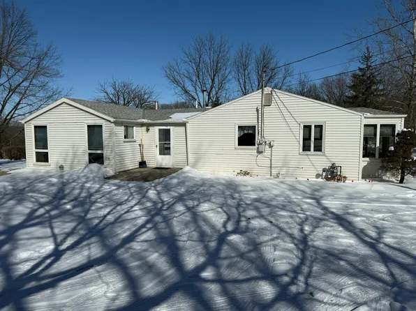 1104 Longview Loop, Council Bluffs, IA 51503