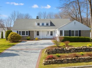 60 Wilmot Rd, New Rochelle, NY 10804