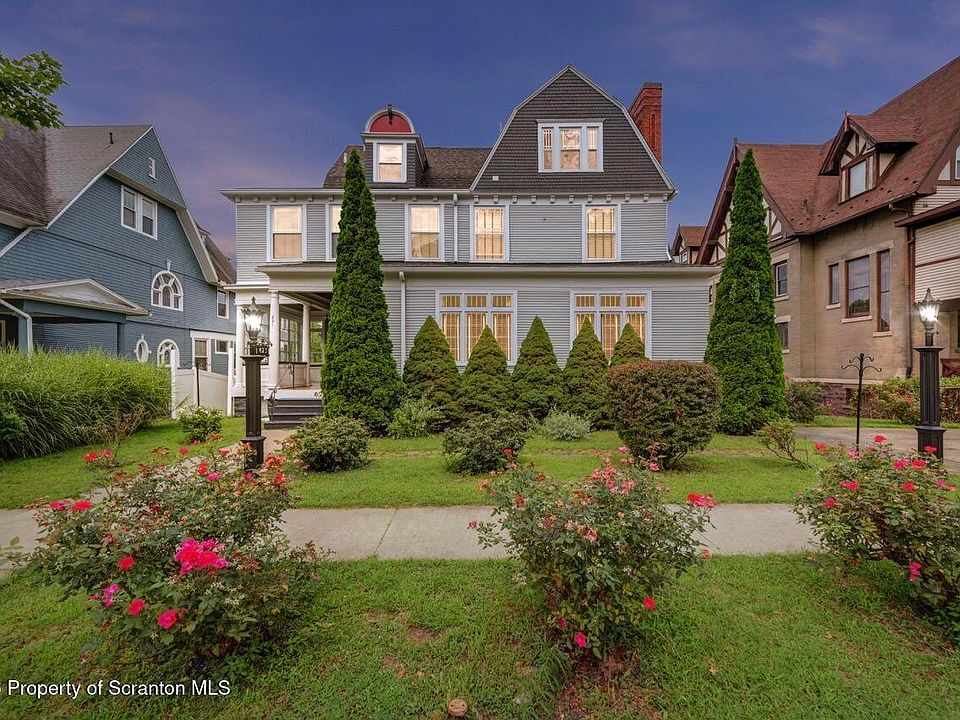 1st image of 621 Clay Ave