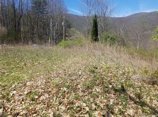 9 Rome Beauty Rd, Waynesville, NC 28785