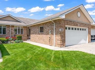 1431 Blue Heron Dr, Windsor, ON N8P1L5