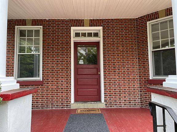 2nd image of 1502 N Franklin St #1
