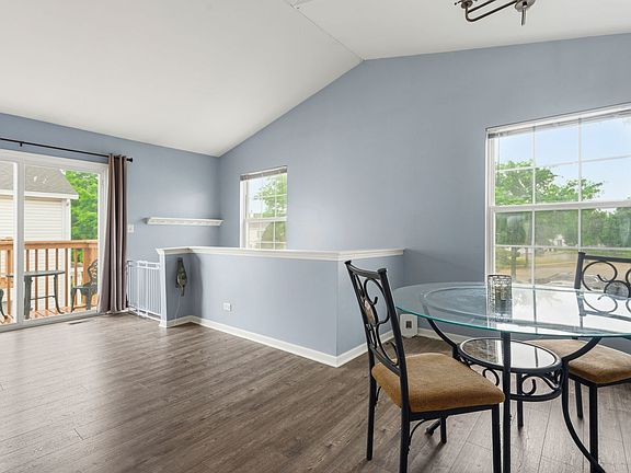 3rd image of 696 Fieldcrest Dr Unit C