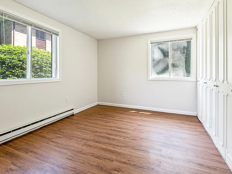 121 Bailey St #D31 — Photo 20