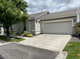10405 Summershade Ln, Reno, NV 89521