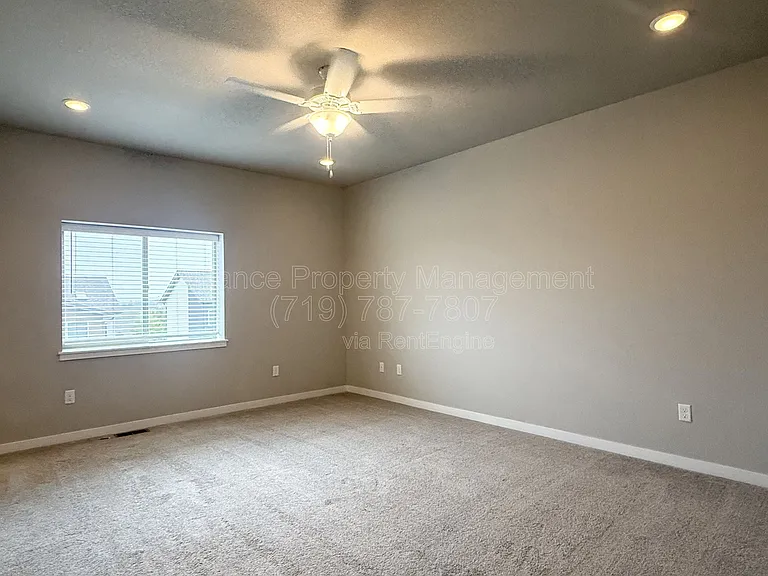 5424 Carvel Grv — Photo 14