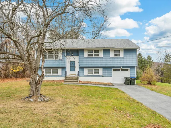 14 Pine Hill Road, Monroe, NY 10950