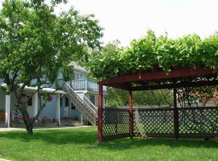 204 Wall St S #1R, Huntington, NY 11743