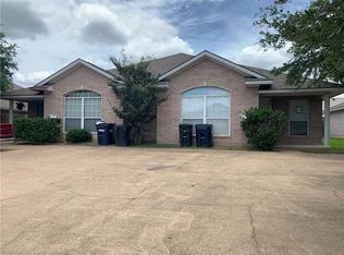 2333 Trace Mdws, College Station, TX 77845