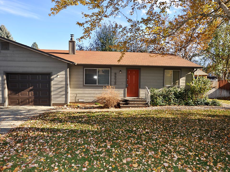 1st image of 9972 N Hillview Dr