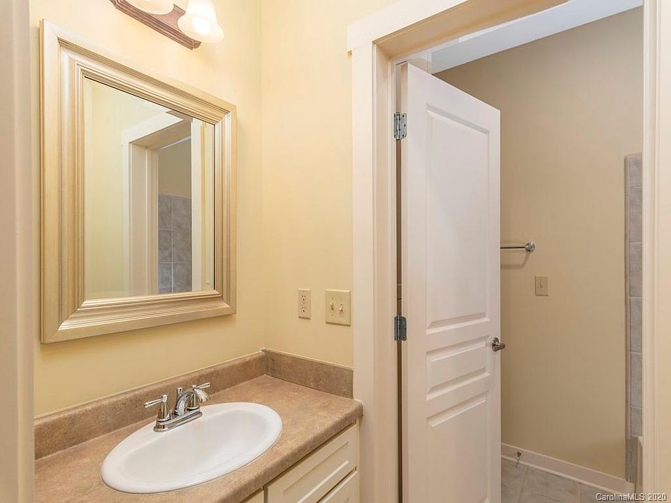 9 Kenilworth Knls Asheville, NC, 28805 Apartments for Rent Zillow