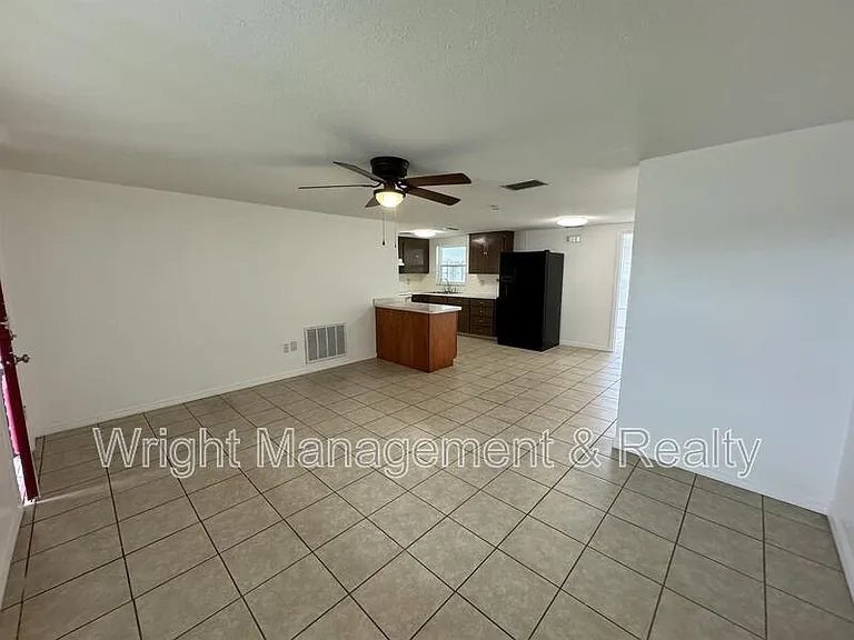 7639 Jasmine Blvd — Photo 4