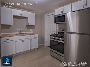 1256 Alpine Ave NW #2, Grand Rapids, MI 49504