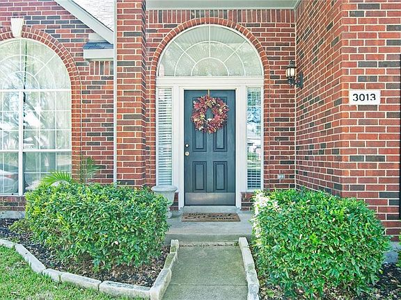 3rd image of 3013 Penstemon Ct