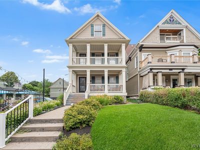 221 Lexington Ave, Buffalo, NY, 14222