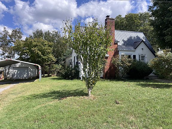 2nd image of 800 Lynwood St