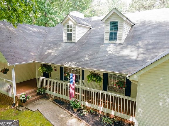5th image of 400 Herrell Rd