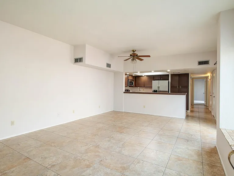 4465 E Mossy Brook Pl — Photo 2