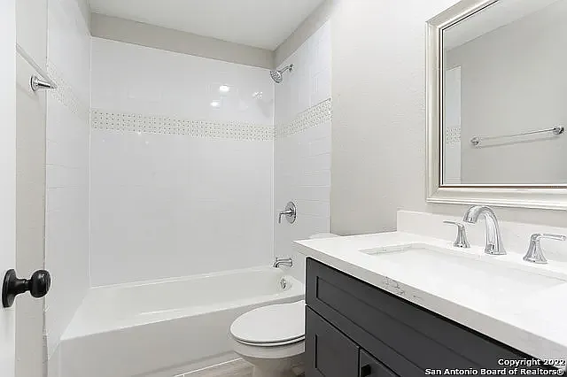 3 bed, 1493 sqft, $2,100 — Photo 3
