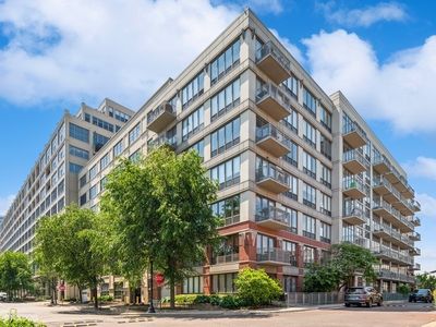 1000 N Kingsbury St APT 604, Chicago, IL, 60610