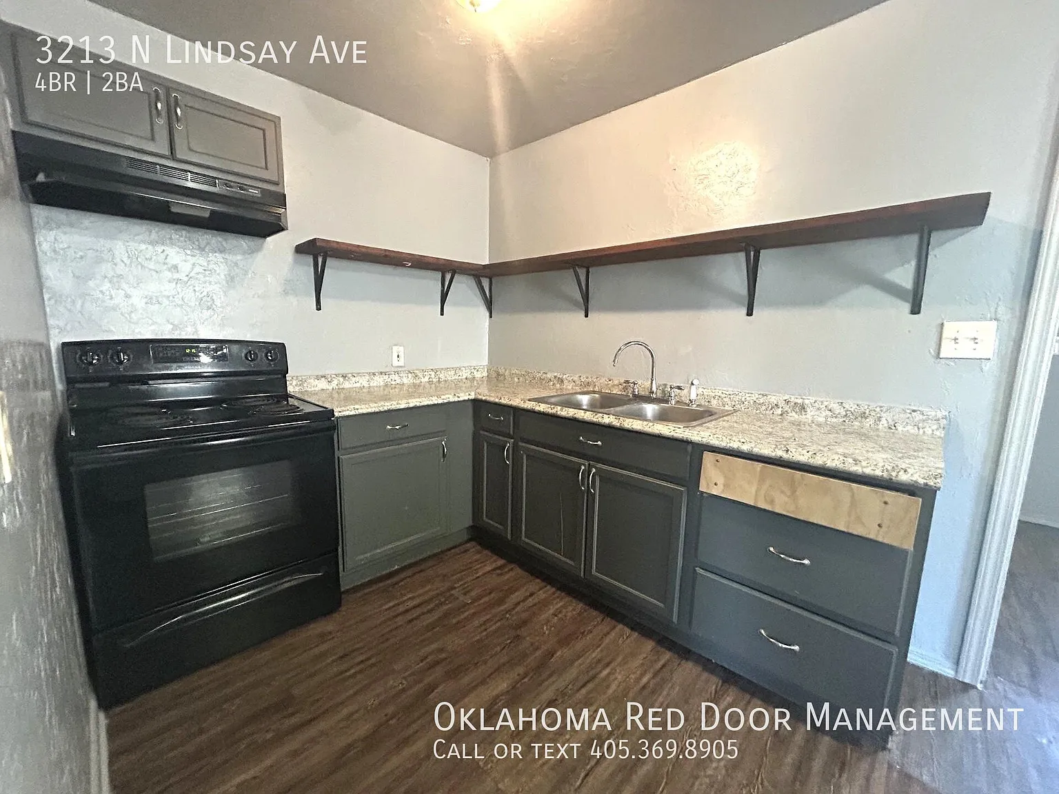Section 8 Approved 4 Bed 2 Bath 2 Car Garage! — Photo 3