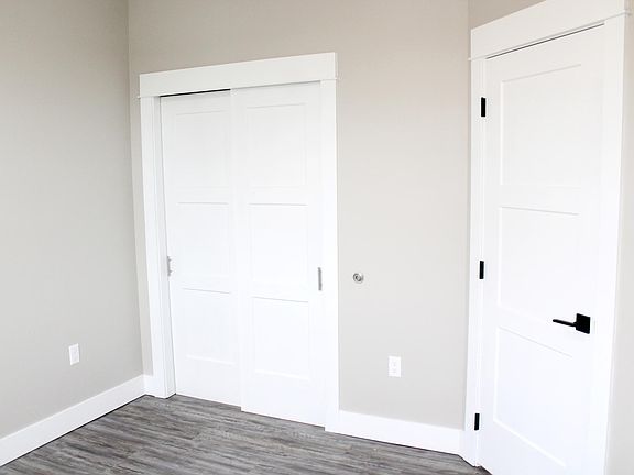 5th image of 707 W Cedar St #801-19