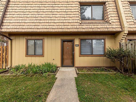 2nd image of 1332 Granada Ct
