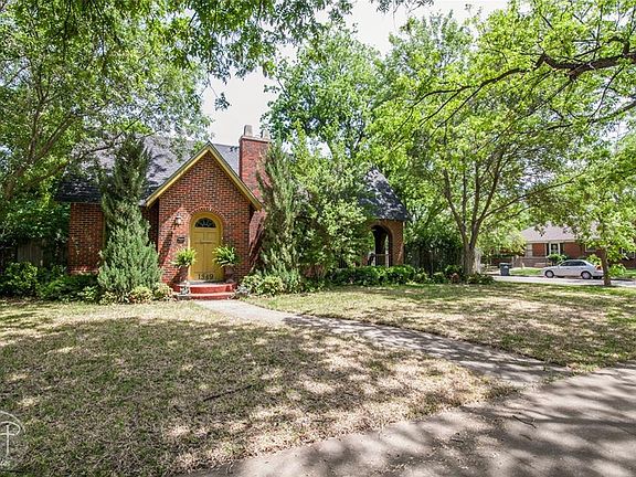 2nd image of 1349 Sayles Blvd