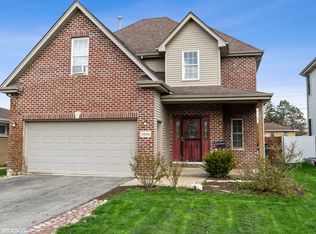 1806 Oakland Ave, Crest Hill, IL 60403