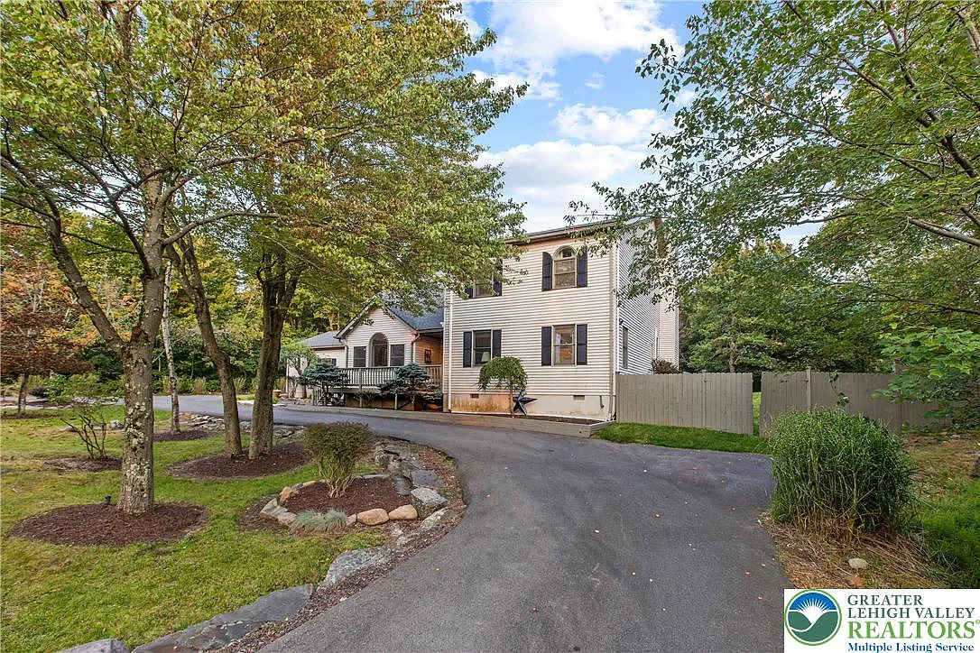 1488 Clover Rd photo 1