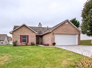 1325 Treyvista Ct, Maryville, TN 37803